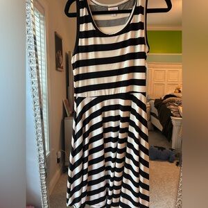 Lularoe Nicki Dress